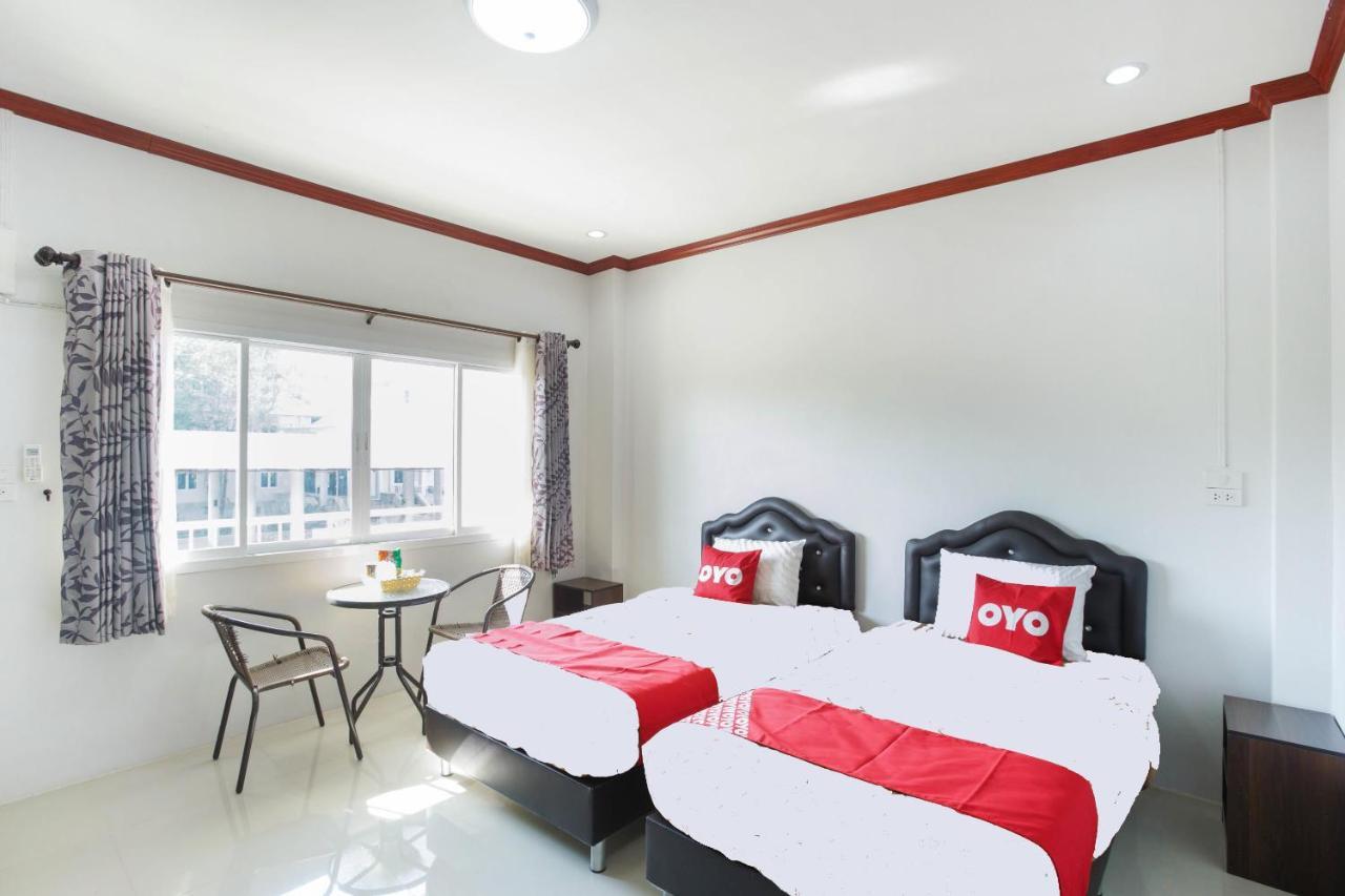 Oyo 75394 Sakthong Grand Hotel Csiangkhong Kültér fotó